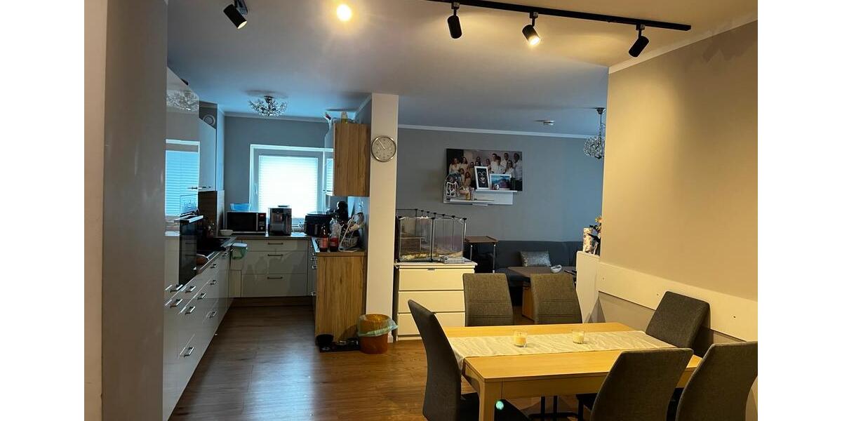 Erdgeschoßwohnung Weinböhla - 5 Zimmer, 110 m&sup2;, 1.593&euro; | Angebot:26561428