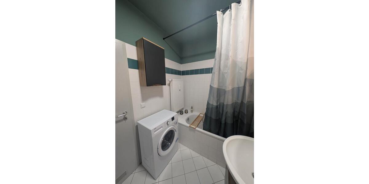Etagenwohnung Dresden Blasewitz - 4 Zimmer, 38 m&sup2;, 650&euro; | Angebot:26406535