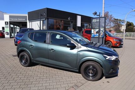 Dacia Sandero 9.000 km 15.490 &euro; Dresden 01097