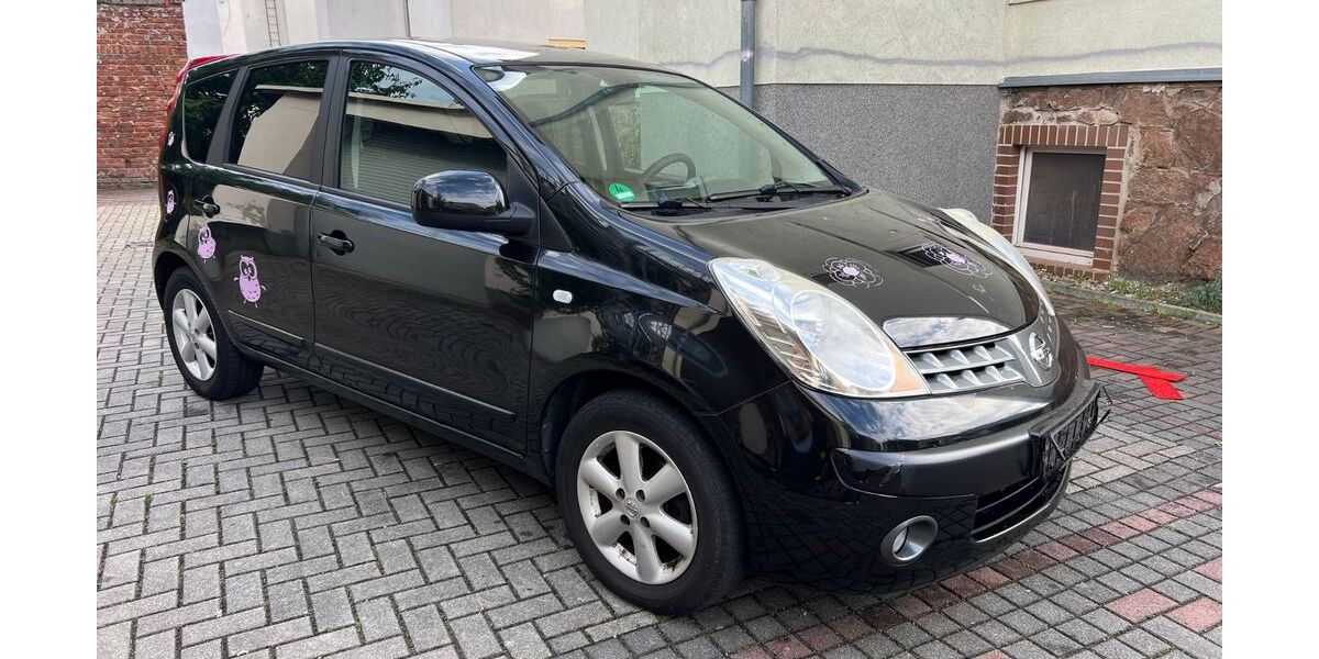 Nissan Note 142.000 km 3.333 € Dresden 01139