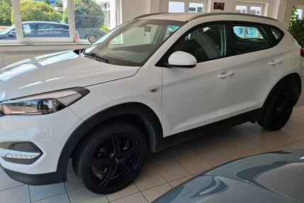 Hyundai TUCSON 78.450 km 13.400 &euro; Dippoldiswalde 01744