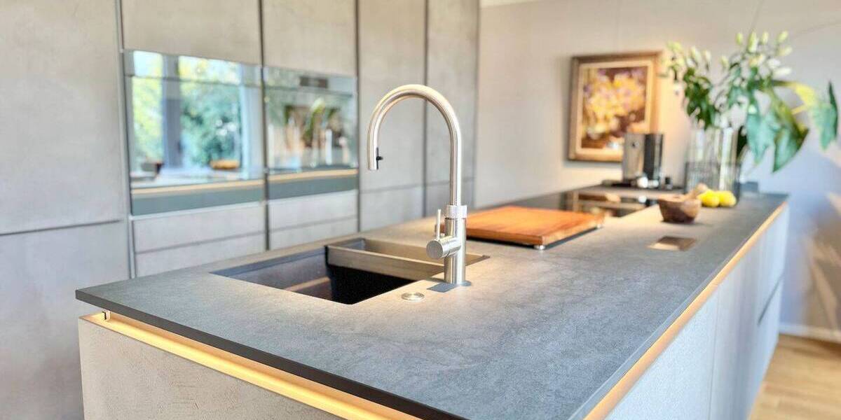 Etagenwohnung Dresden Äußere Neustadt - 3 Zimmer, 149 m&sup2;, 749.990&euro; | Angebot:26154788