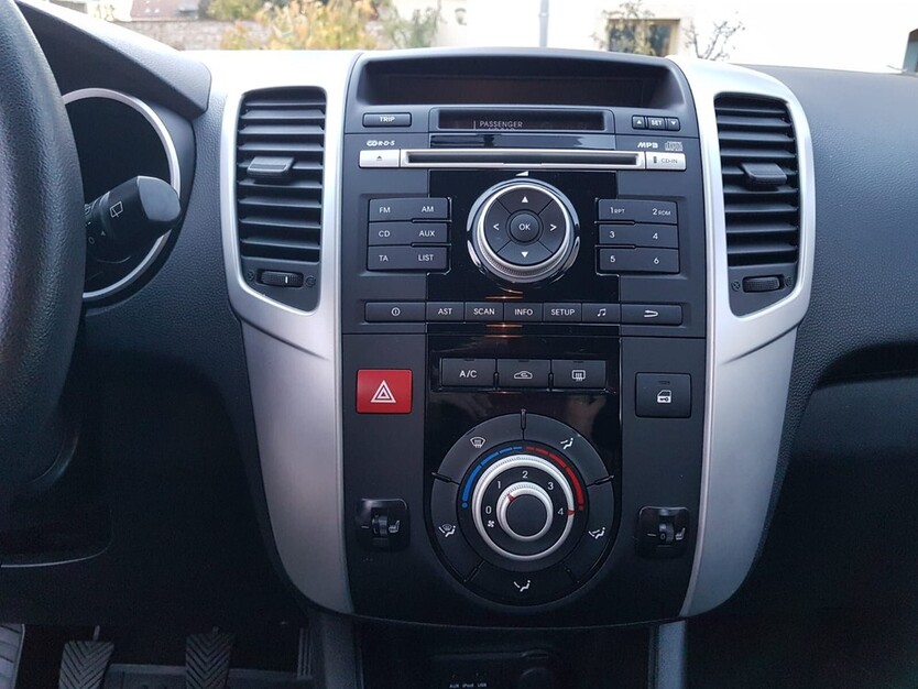 Kia Venga 101.000 km 7.500 € Dresden 01067