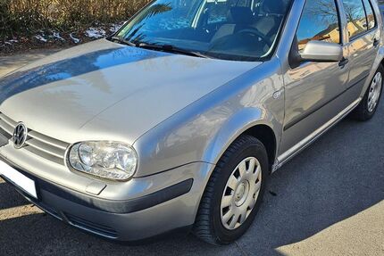 VW Golf 261.750 km 1.499 &euro; Dresden 01217