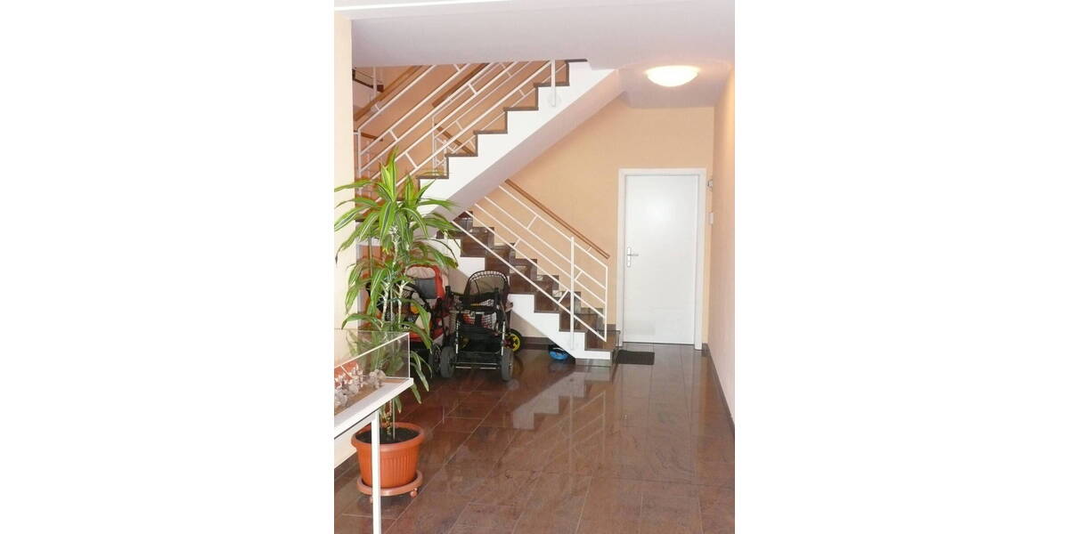 Gewerbeobjekt Heidenau - 5 Zimmer, 170 m&sup2;, 350.000&euro; | Angebot:25797046