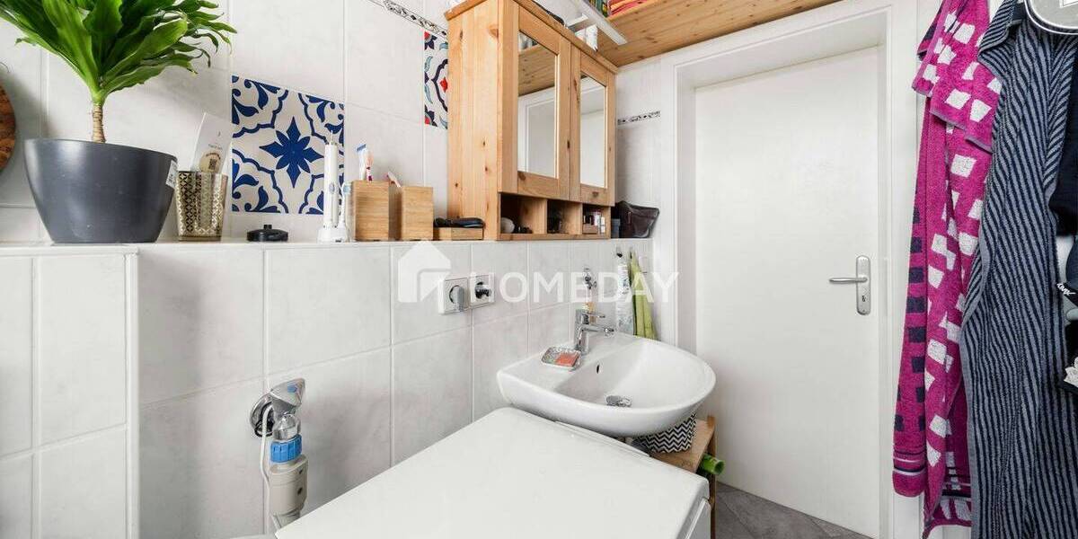 Etagenwohnung Dresden Leipziger Vorstadt - 3 Zimmer, 65 m&sup2;, 197.000&euro; | Angebot:26106403