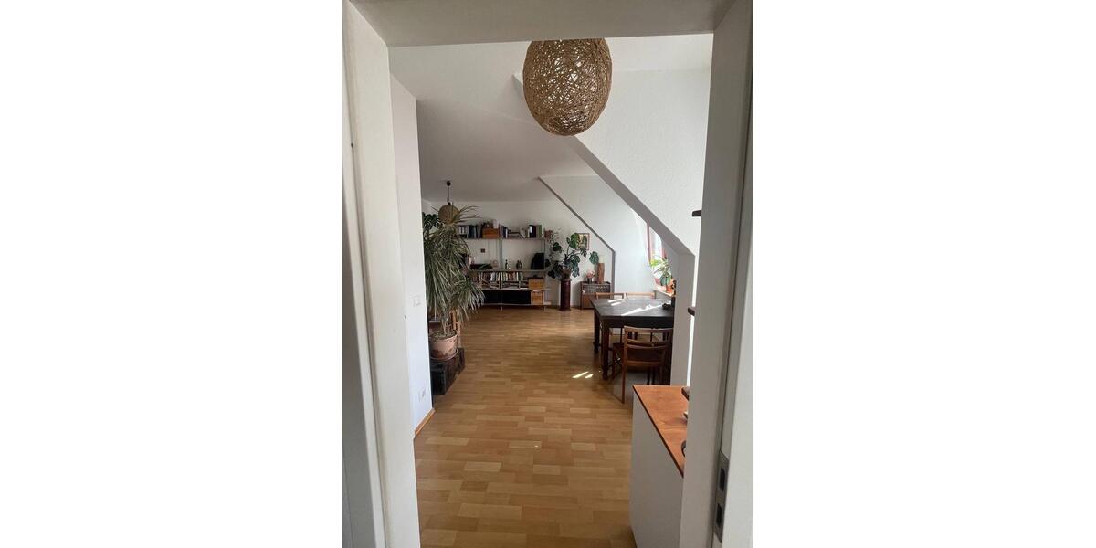 Etagenwohnung Dresden Neustadt - 3 Zimmer, 67 m&sup2;, 750&euro; | Angebot:27549236