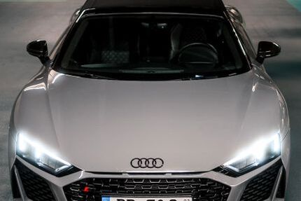 Audi R8 8.260 km 174.900 &euro; Dresden 01097