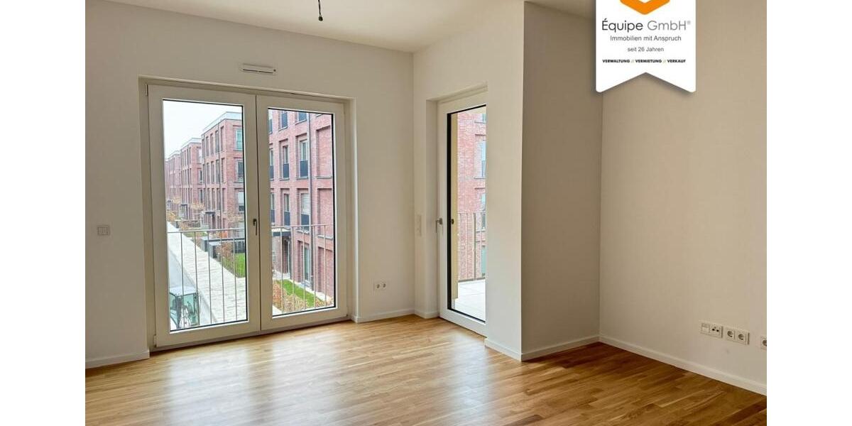 Etagenwohnung Dresden Neustadt - 3 Zimmer, 85 m&sup2;, 1.355&euro; | Angebot:25989844