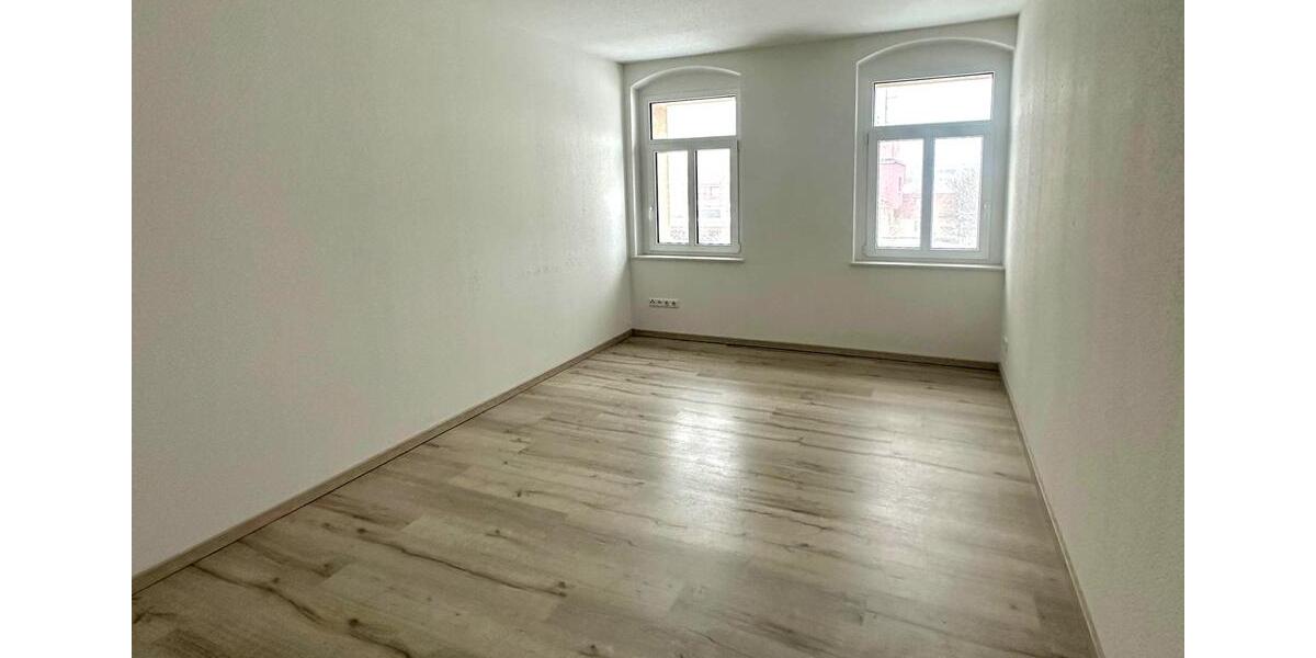 Ansprechende 5-Raum-Wohnung im 1.OG zur Miete in Dresden Gorbitz - Wentzel Dr. 5 zimmer