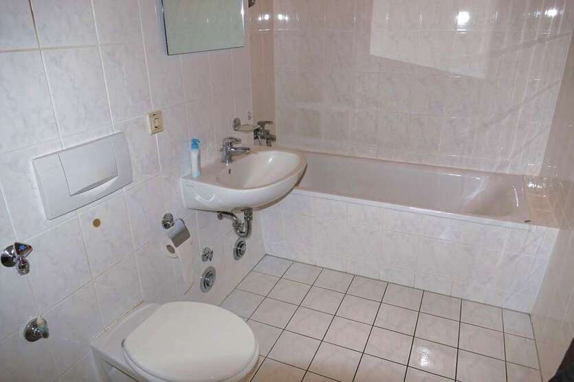 Frisch renovierte Wohnung in ruhiger Stadtlage. 3 zimmer