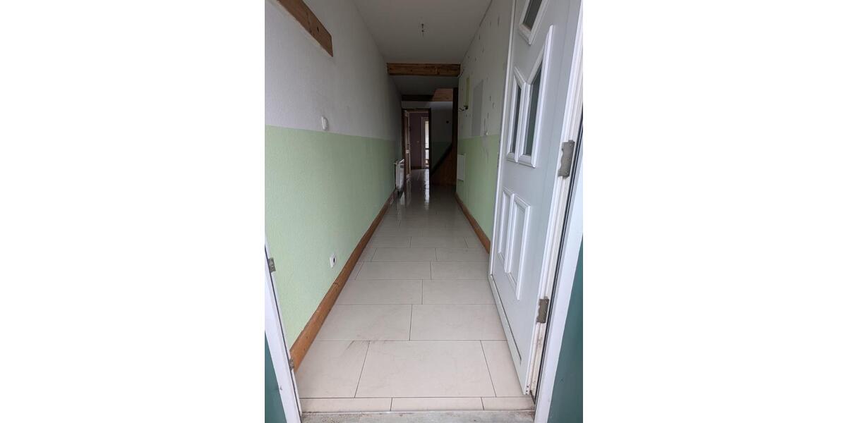 Etagenwohnung Moritzburg - 5 Zimmer, 120 m&sup2;, 900&euro; | Angebot:24769784