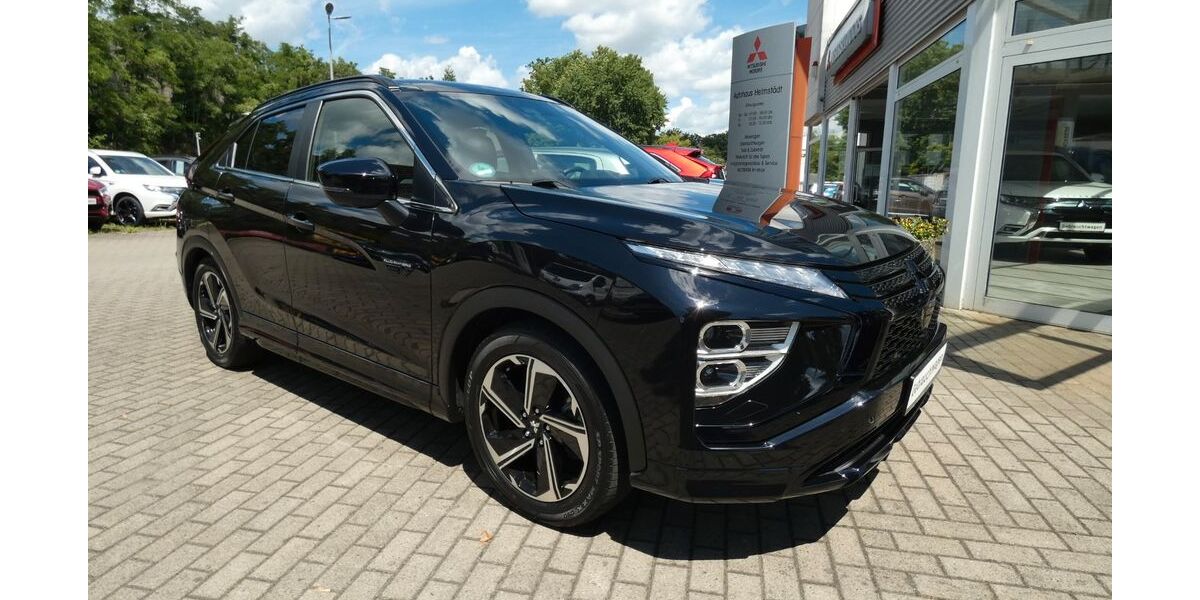 Mitsubishi Eclipse Cross 32.883 km 23.890 &euro; Radebeul 01445