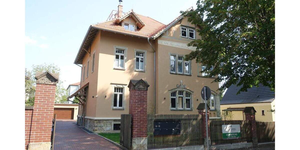 Gemütliche 2-Zi.-Dachgeschosswohnung mit Balkon in Radebeul-Oberlößnitz 2 zimmer