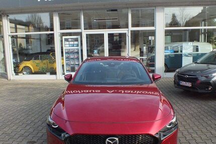 Mazda 3 54.143 km 18.790 € Radebeul 01445