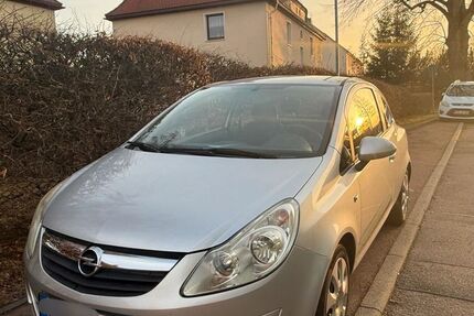Opel Corsa 64.498 km 3.890 &euro; Dresden 01069