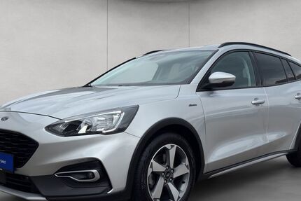 Ford Focus 92.650 km 17.940 &euro; Dresden 01159