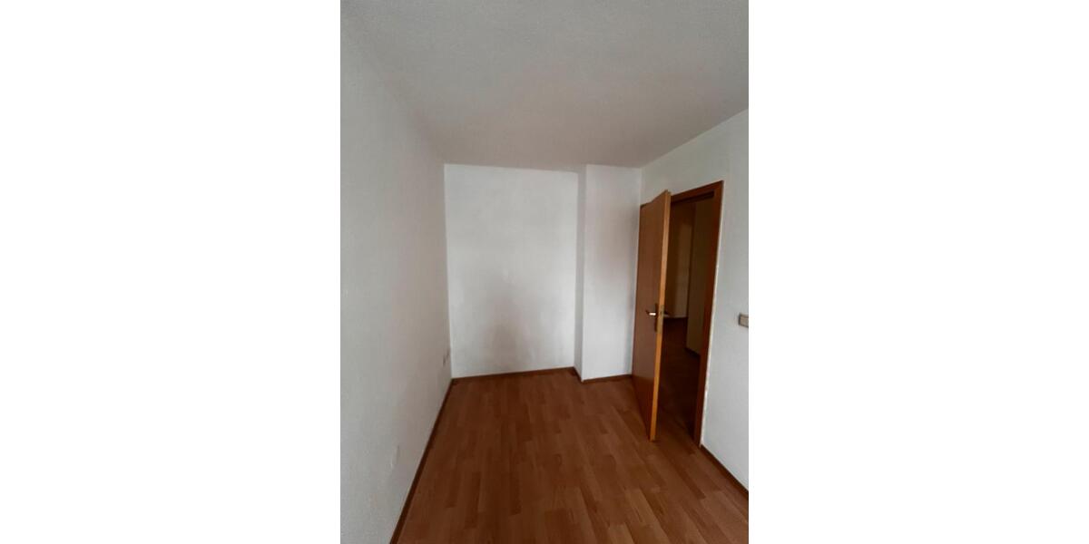 Dachgeschoßwohnung Bobritzsch-Hilbersdorf Hilbersdorf - 3 Zimmer, 62 m&sup2;, 75.000&euro; | Angebot:27491794
