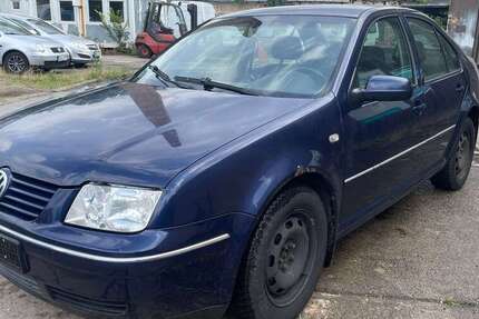 VW Bora 172.247 km 800 € Radebeul 01445