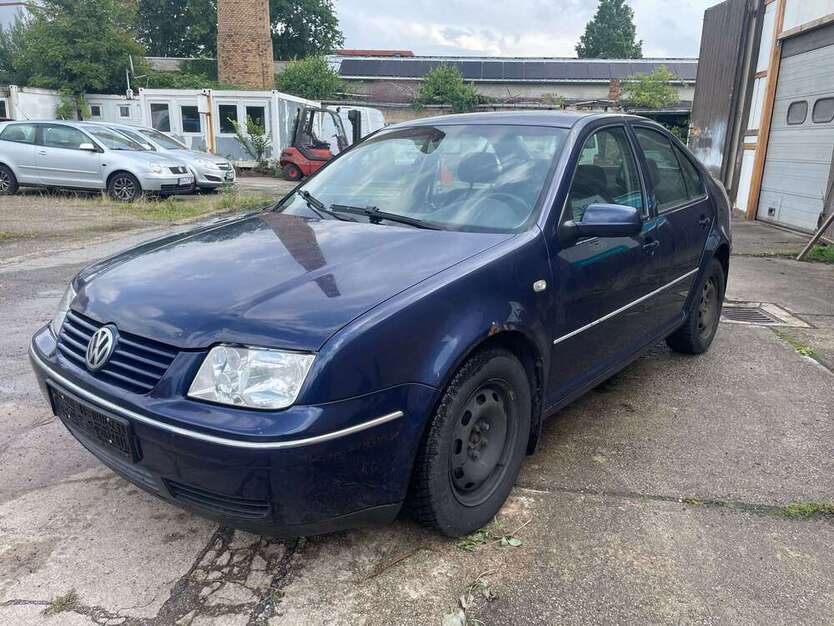 VW Bora 172.247 km 800 € Radebeul 01445