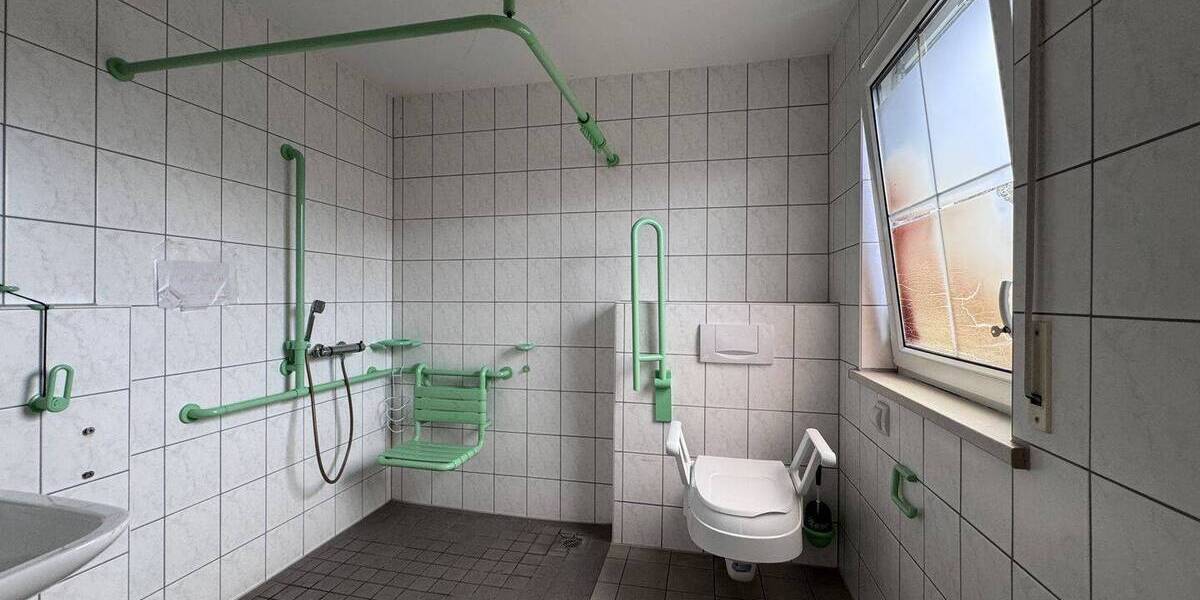 Mehrfamilienhaus, Wohnhaus Dresden Weißig - 9 Zimmer, 280 m&sup2;, 650.000&euro; | Angebot:26108539