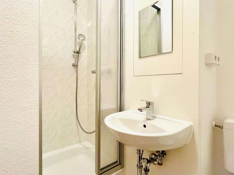 Etagenwohnung Freital Zauckerode - 1 Zimmer, 25 m&sup2;, 192&euro; | Angebot:26953784