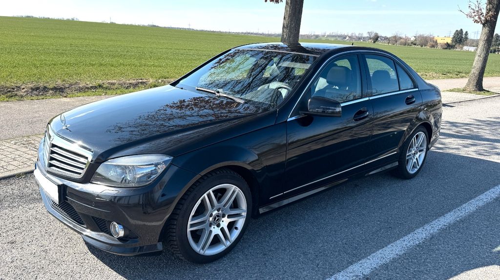 Mercedes-Benz C 250 144.900 km 8.700 &euro; Dresden 01157