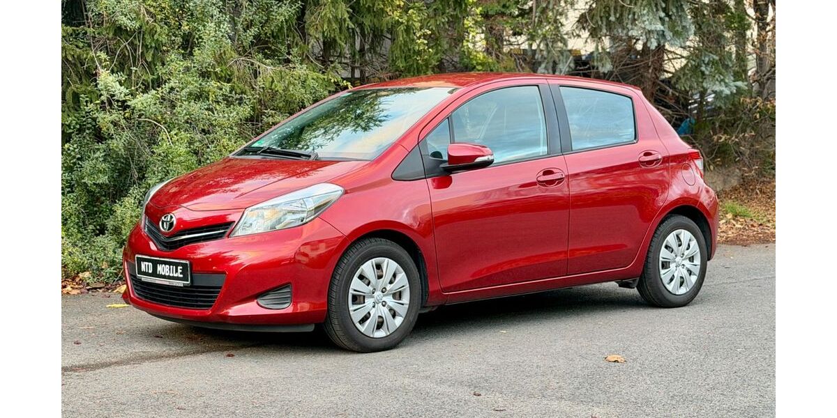 Toyota Yaris 96.000 km 6.490 &euro; Heidenau 01809