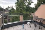 Modern und neu möblierte DG-Terrassen-Wohnung in Bühlau zu vermieten!