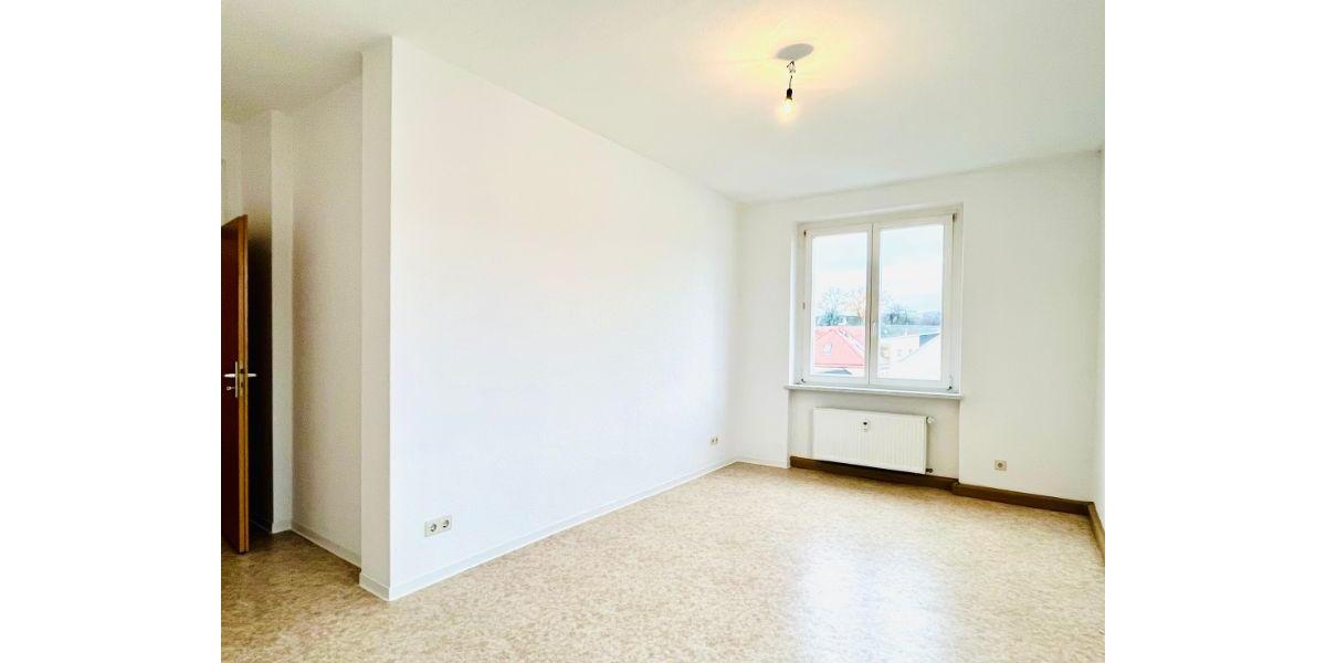 Stadtwohnung: 2 Zimmer, groß & hell! 2 zimmer