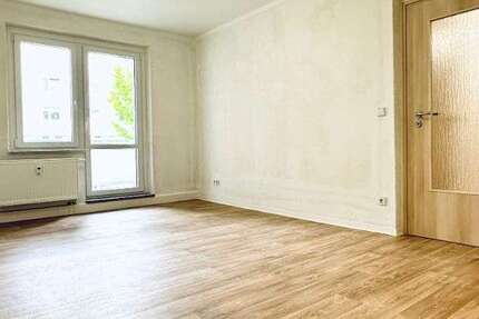 Wohnung zum Mieten in Freital 332,52 € 49.63 m² 2 zimmer