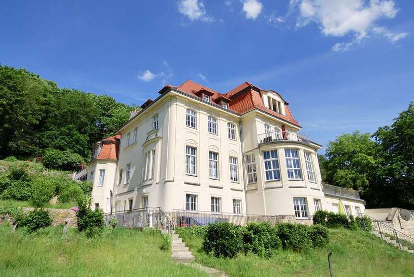 Wohnung zum Mieten in Dresden 2.190 € 182.5 m²