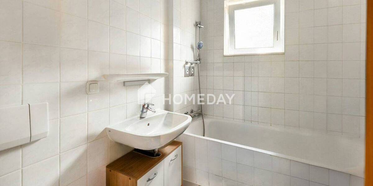 Etagenwohnung Dresden Äußere Neustadt - 3 Zimmer, 65 m&sup2;, 215.000&euro; | Angebot:26106399