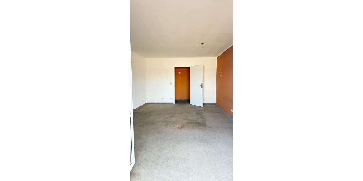 Deine Chance: Renovierungsbedürftige 2-Raum-Wohnung in Dresden-Weißig zu verkaufen! - Etagenwohnung Dresden Schönfeld-Weißig | Angebot:25416211