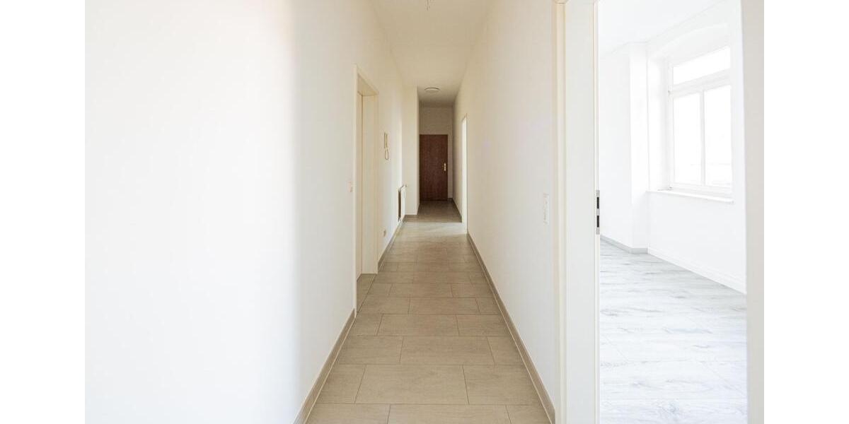 Etagenwohnung Dresden Klotzsche - 3 Zimmer, 75 m&sup2;, 1.100&euro; | Angebot:25181810