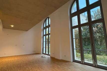 Wohnung zum Mieten in Dresden 2.490 € 144.8 m² 4.5 zimmer