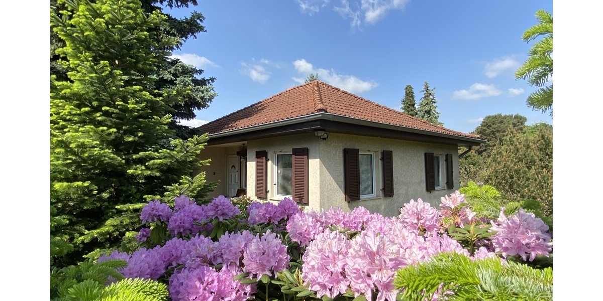 Kleiner Bungalow auf großem Baugrundstück in perfekter Lage von Coswig - Einfamilienhaus Coswig | Angebot:26889040