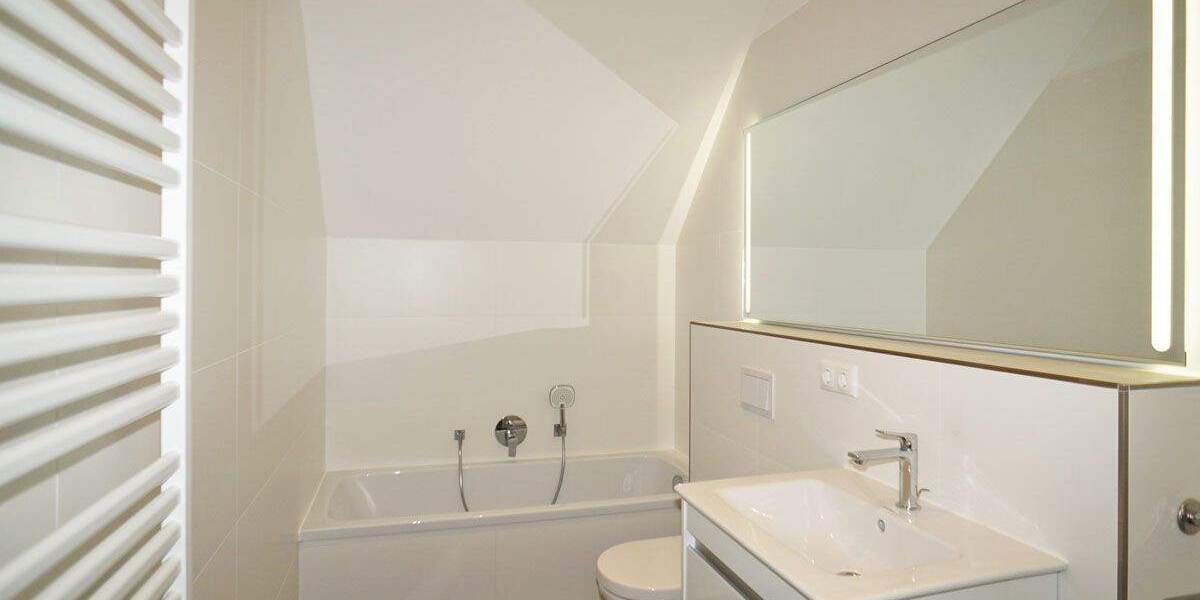 Etagenwohnung Freital / Saalhausen Saalhausen - 4 Zimmer, 123 m&sup2;, 1.250&euro; | Angebot:24685811