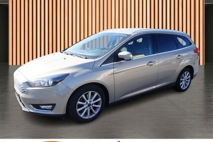 Ford Focus 89.000 km 12.980 € Dresden 01328