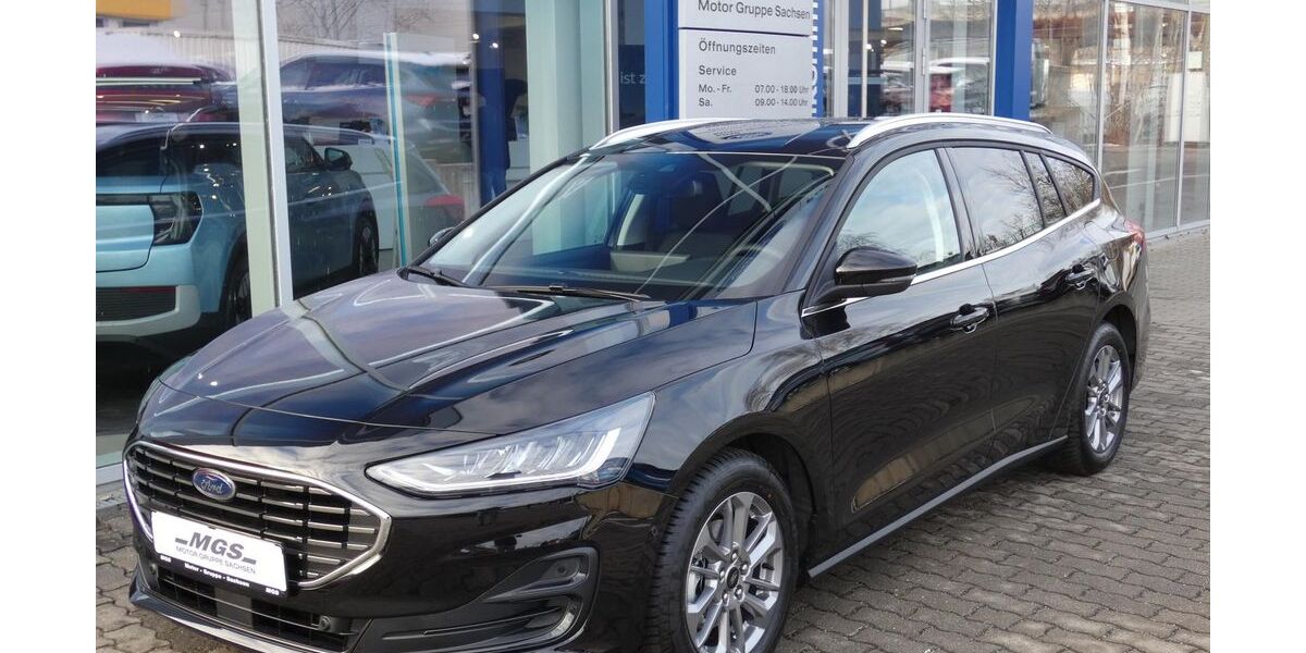 Ford Focus 7.500 km 25.990 &euro; Radebeul 01445