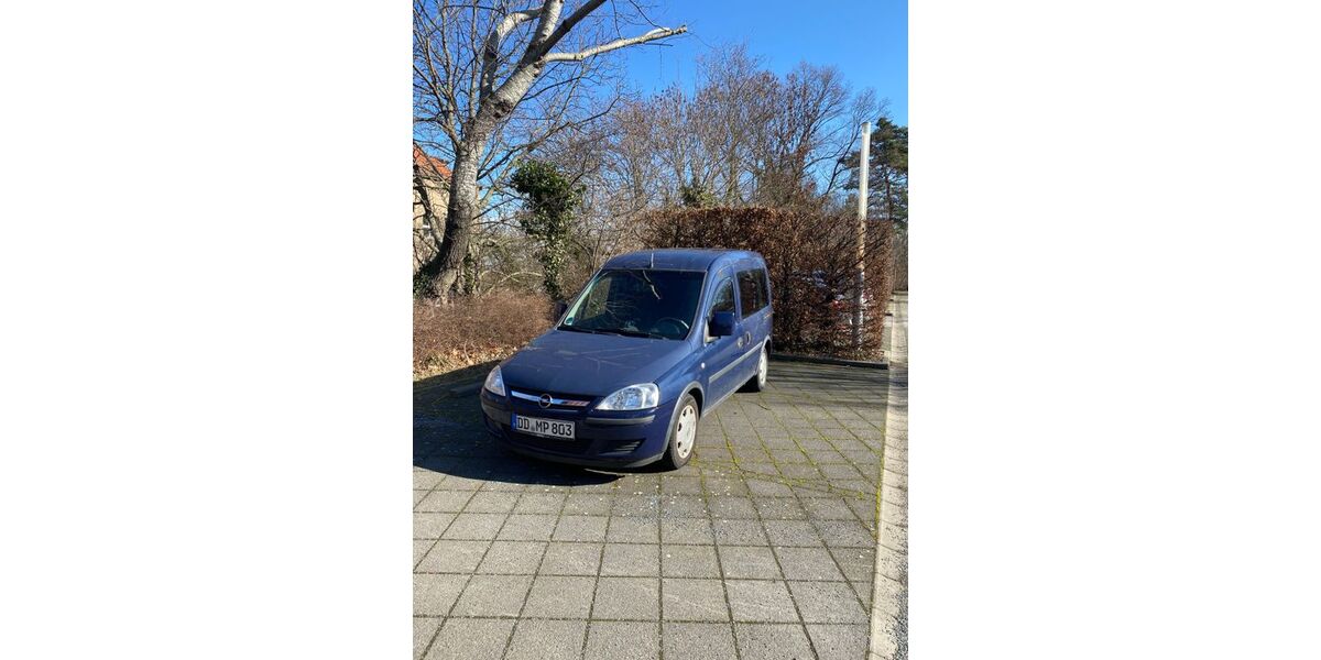 Opel Combo 196.000 km 1.150 &euro; Dresden 01217