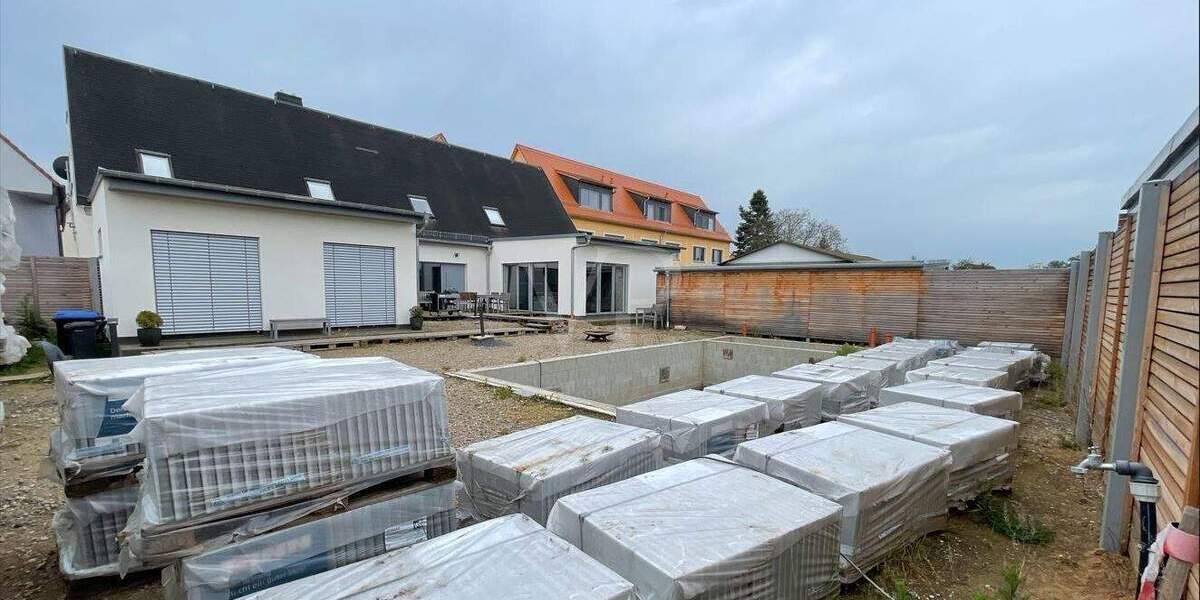 Bungalow Radebeul - 5 Zimmer, 215 m&sup2;, 697.500&euro; | Angebot:25732063