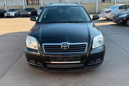 Toyota Avensis 211.168 km 2.500 &euro; Dresden 01159