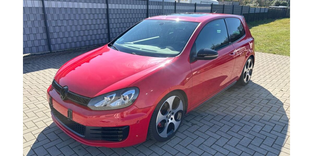 VW Golf 151.760 km 9.999 &euro; Dresden 01157