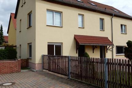 Haus Dresden Klotzsche - 8 Zimmer, 215 m&sup2;, 590.000&euro; | Angebot:27119340