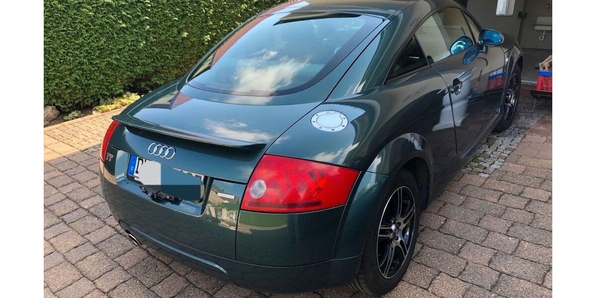 Audi TT 163.000 km 6.500 &euro; Kleinopitz 01737