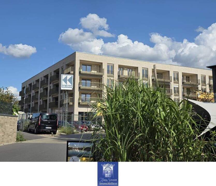 Hafencity Dresden! Traumhafte Wohnung mit zwei großen Balkonen, Lift und vieles mehr 3 zimmer