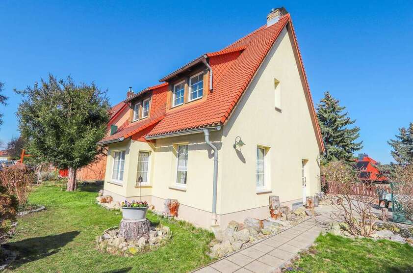Haus zum Kaufen in Dresden 549.000 € 158 m²
