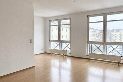 Ideal zum Eigennutz! | 2- Zimmerwohnung mit Balkon in Elbnähe | Dresden Johannstadt 2 zimmer