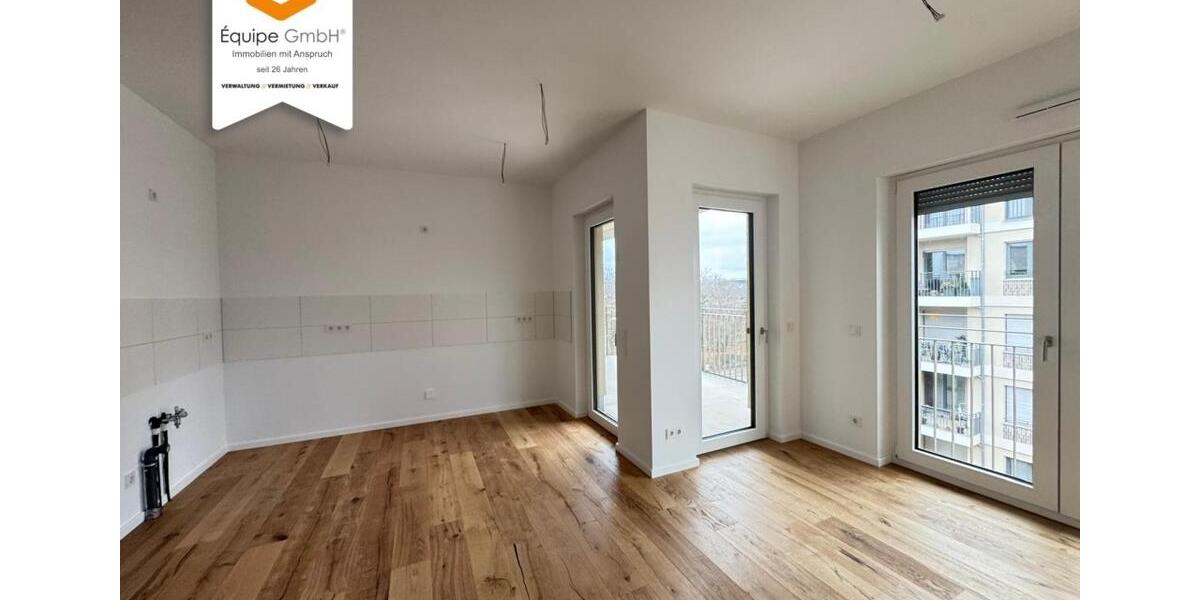 Etagenwohnung Dresden Neustadt - 3 Zimmer, 85 m&sup2;, 1.440&euro; | Angebot:25989857